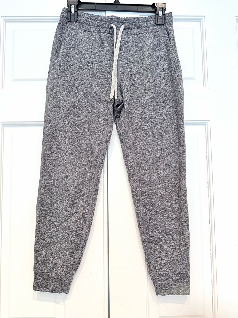 Vuori Women's Performance Jogger Sweatpants with Drawstring